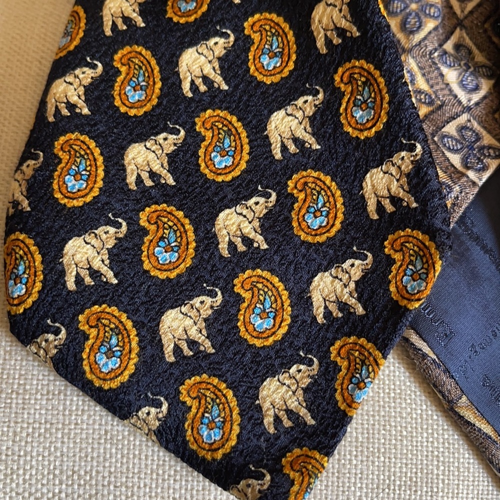 Assorted designer ties - Picture 4 of 10